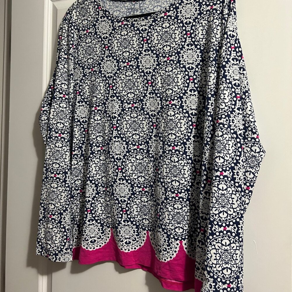 Sun Protection! Land's End Black and White Paisley w/Pink -Long Sleeve- Size 2X